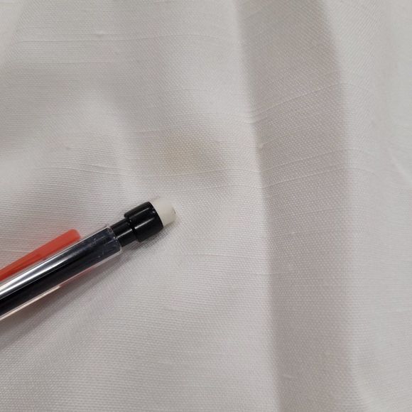 Vintage linen like pencil skirt with pockets, white - Picture 3 of 6